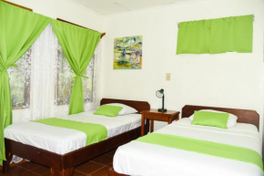 Hotel Marielos